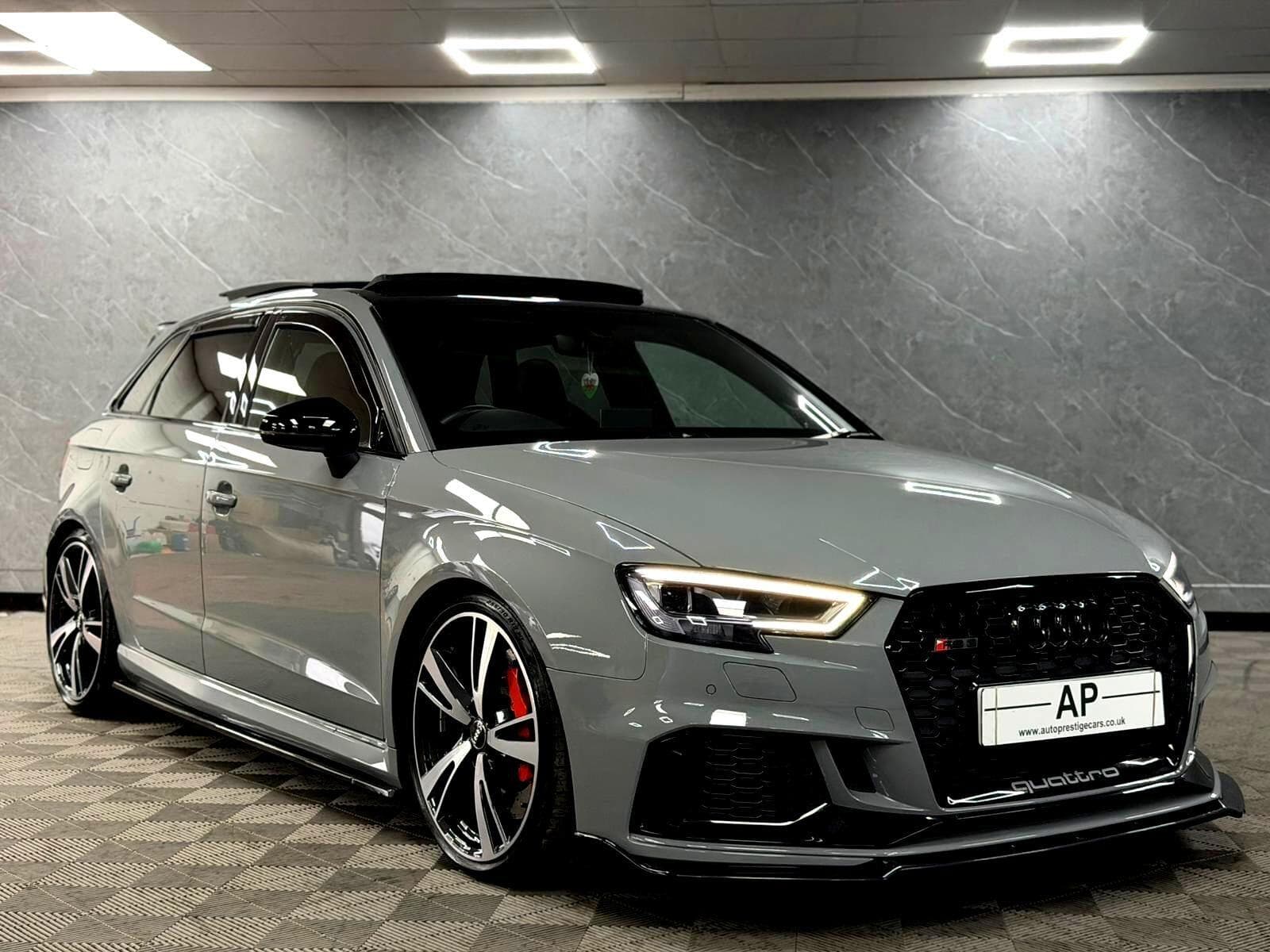 2020 Audi RS3 - Thumbnail 8
