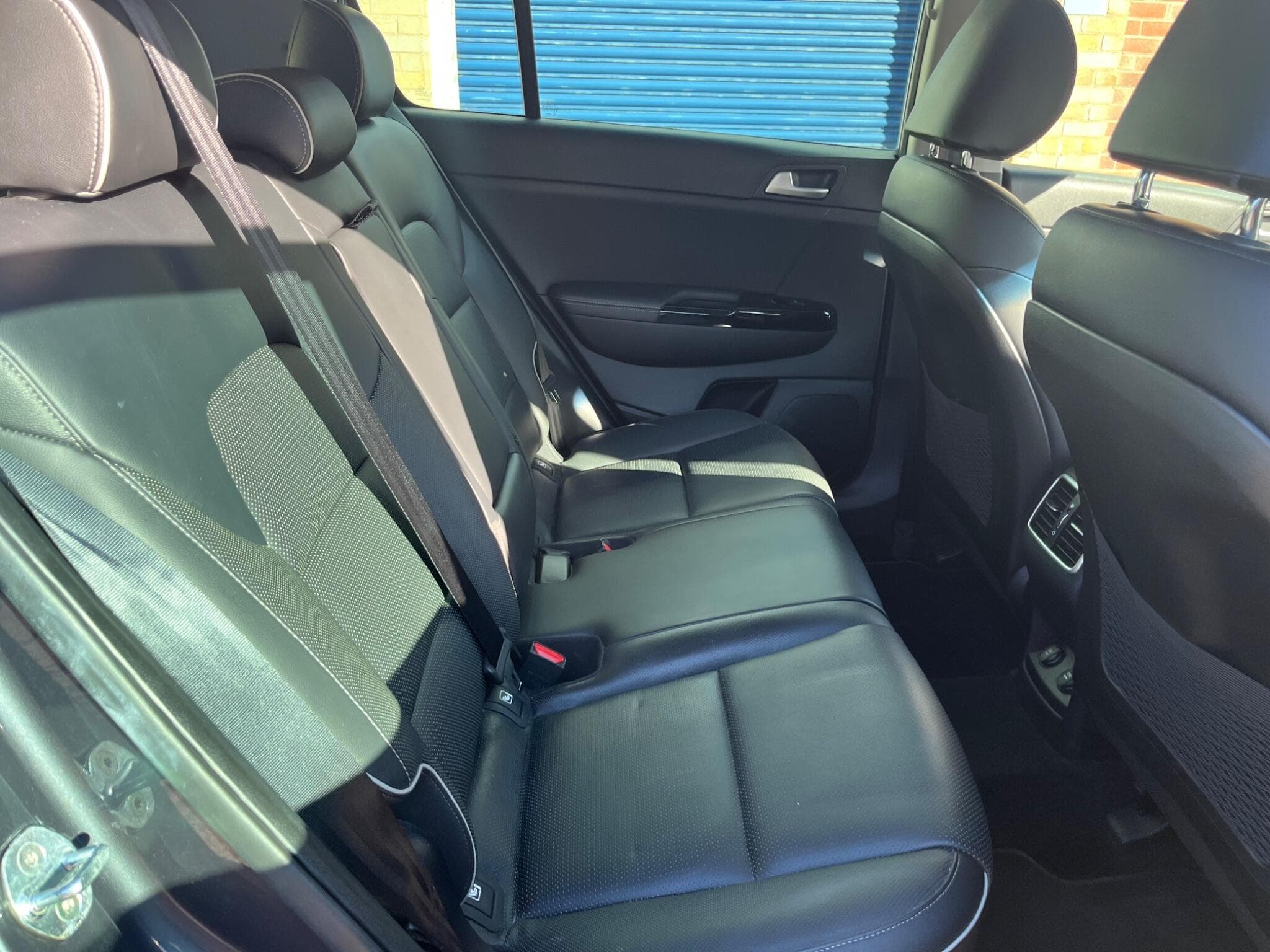 2017 Kia Sportage - Thumbnail 15