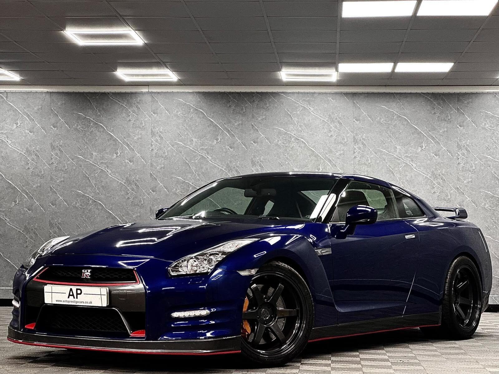 2012 Nissan GT-R - Thumbnail 18