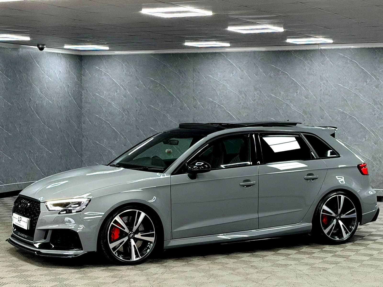 2020 Audi RS3 - Thumbnail 17