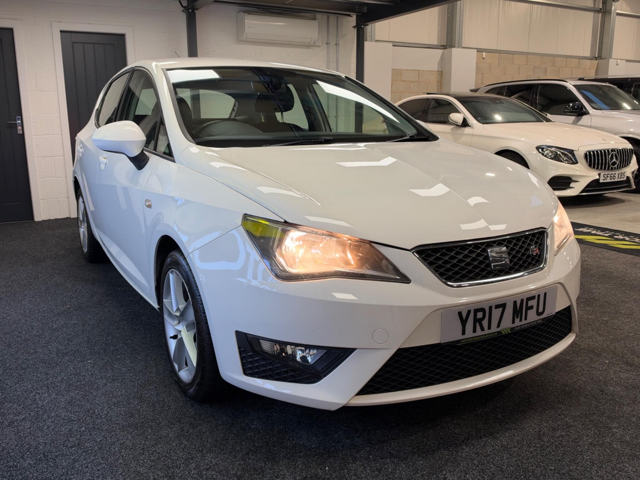 2017 SEAT Ibiza - Thumbnail 2