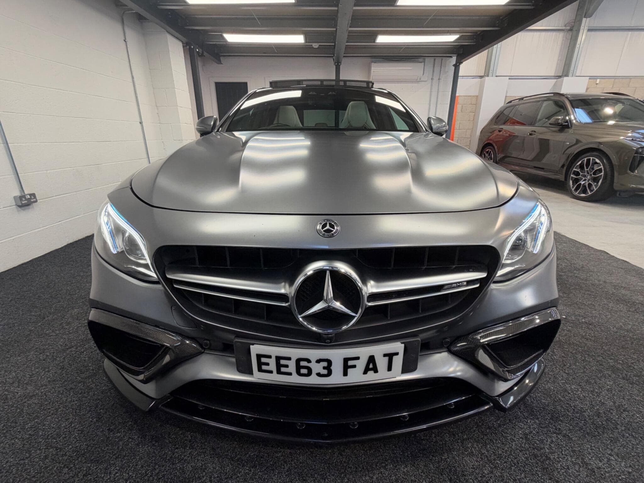 2017 Mercedes-Benz E Class - Thumbnail 3