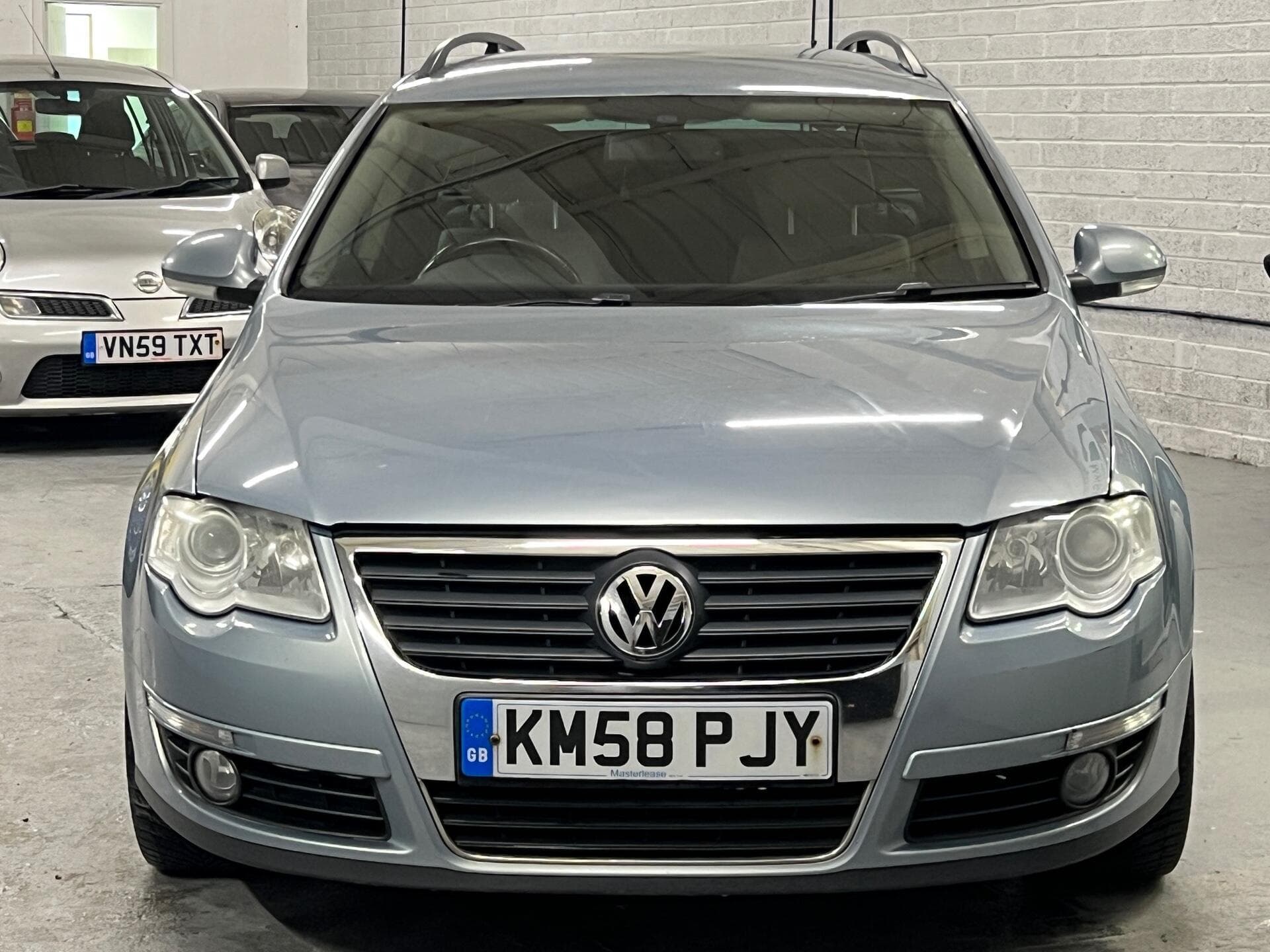 2009 Volkswagen Passat - 3
