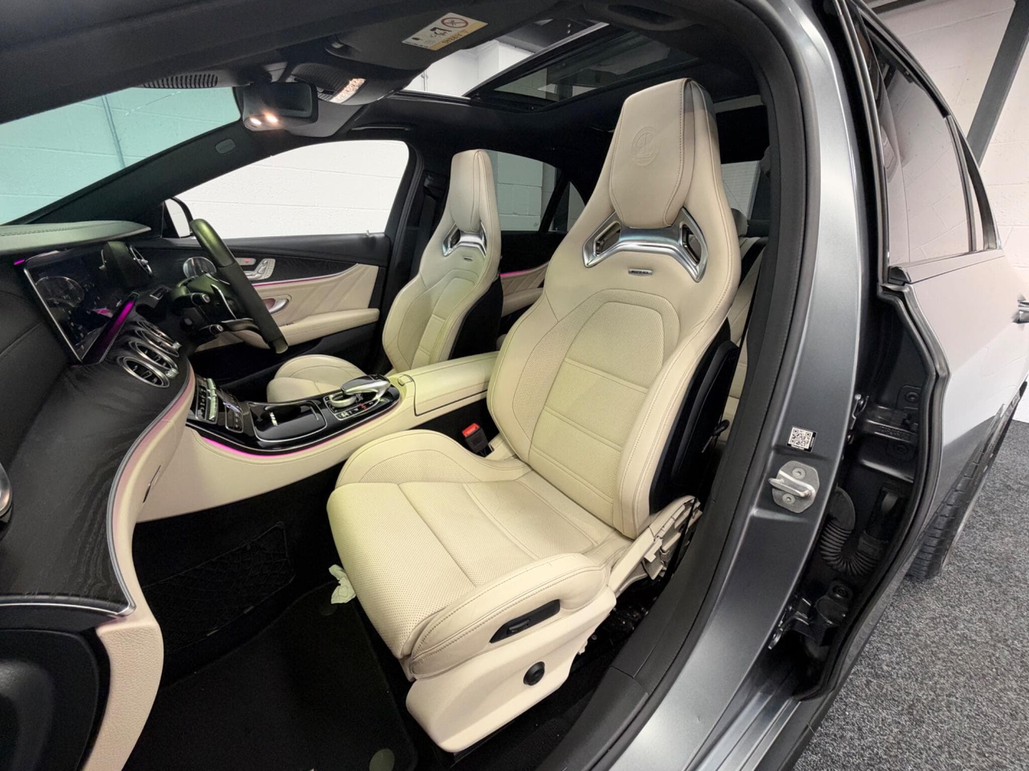 2017 Mercedes-Benz E Class - Thumbnail 62