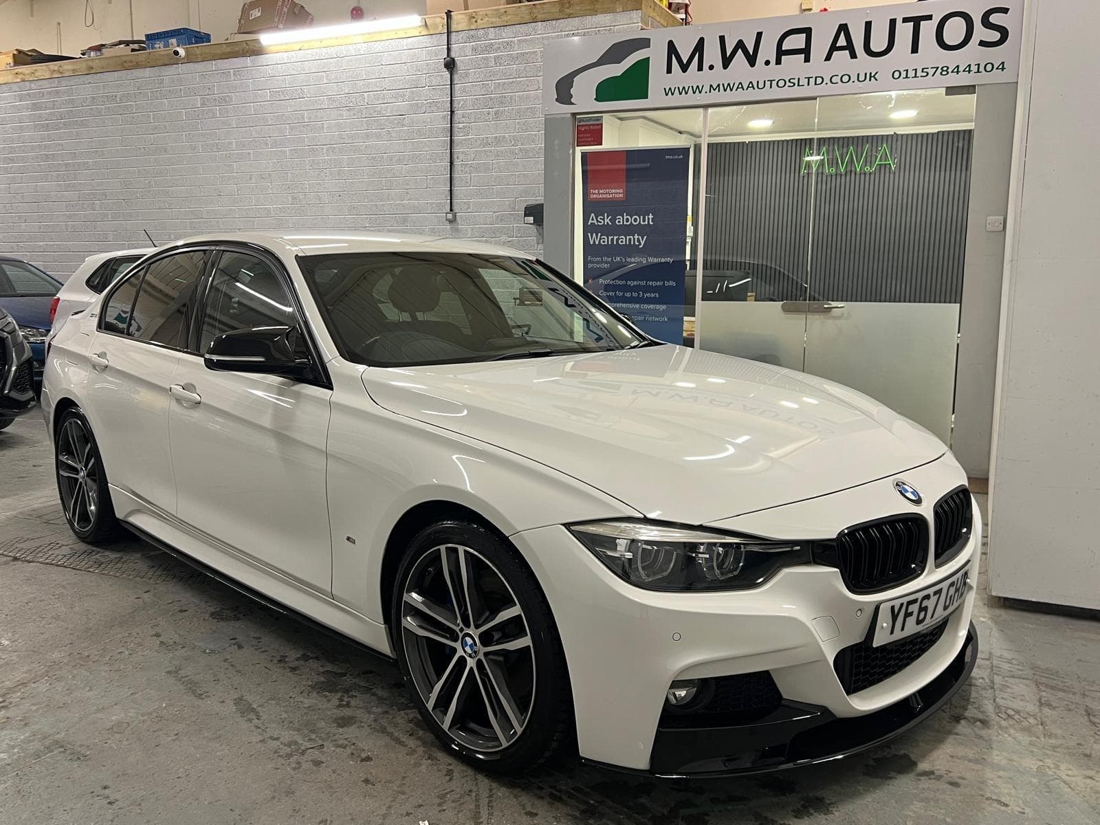 2017 BMW 3 Series - Main