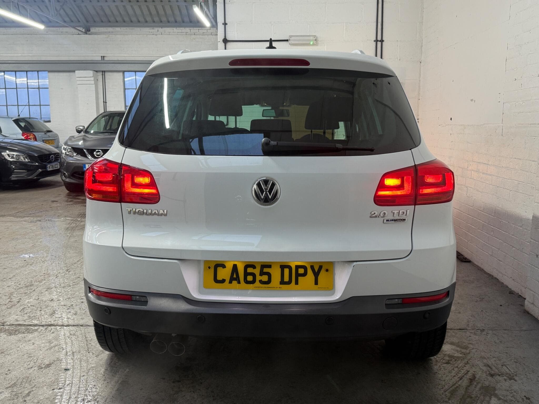 2015 Volkswagen Tiguan - Thumbnail 5