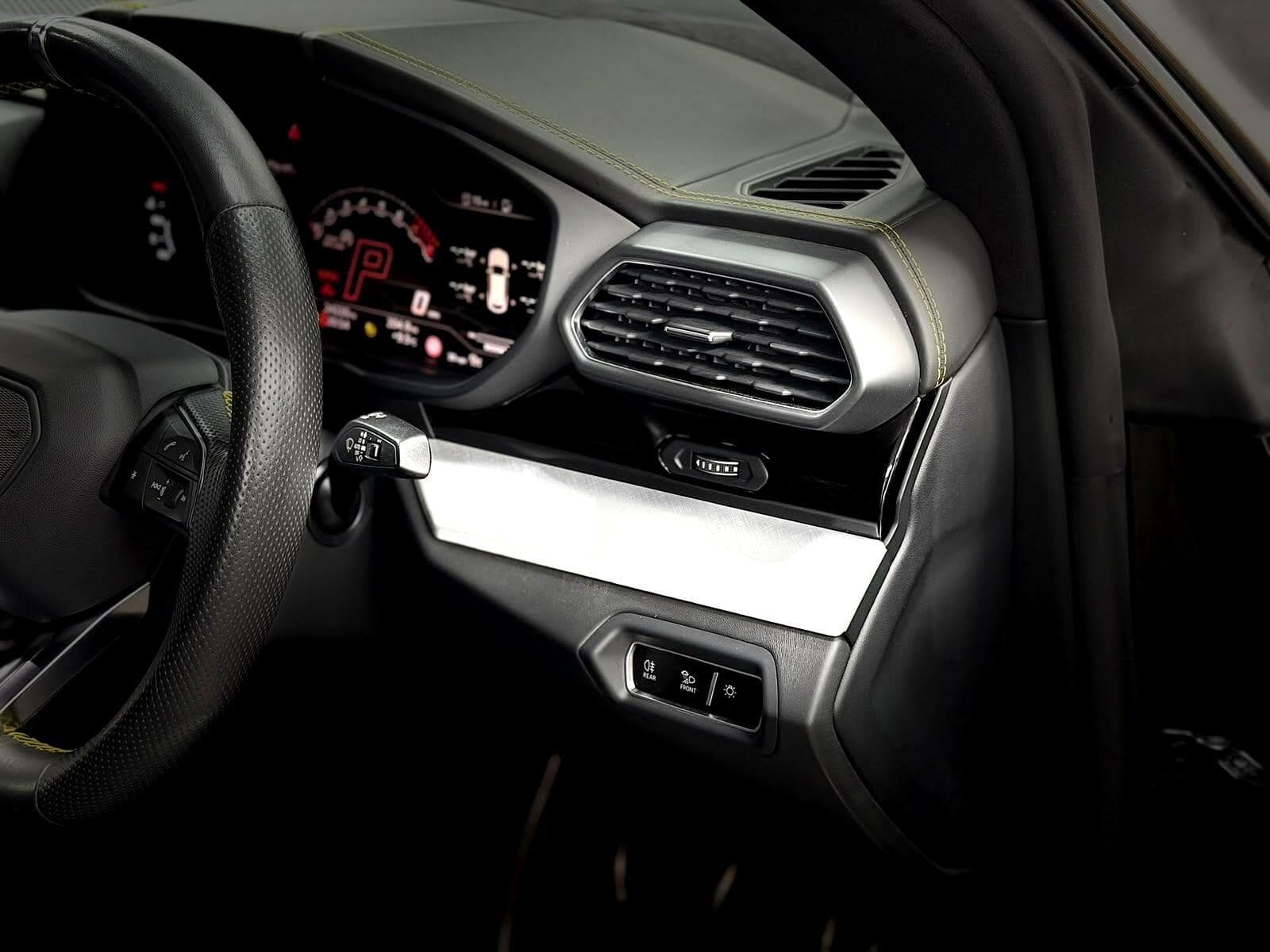 2022 Lamborghini Urus - Thumbnail 54