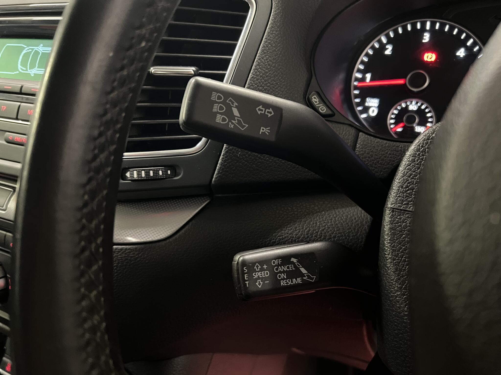 2012 Volkswagen Sharan - Thumbnail 28