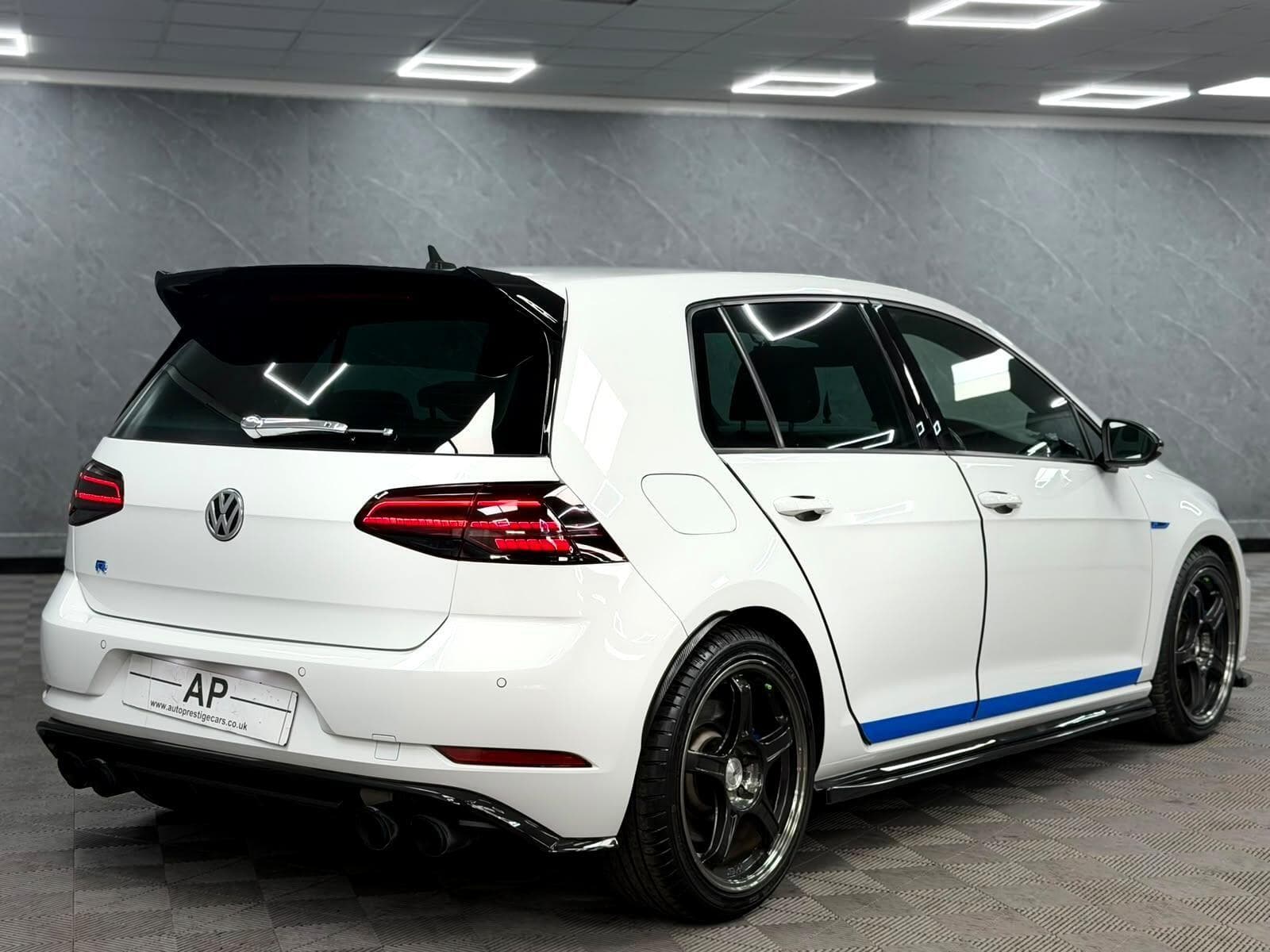2019 Volkswagen Golf - Thumbnail 29