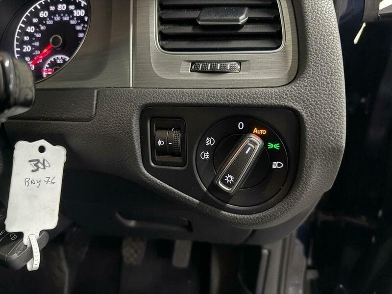 2016 Volkswagen Golf - Thumbnail 23