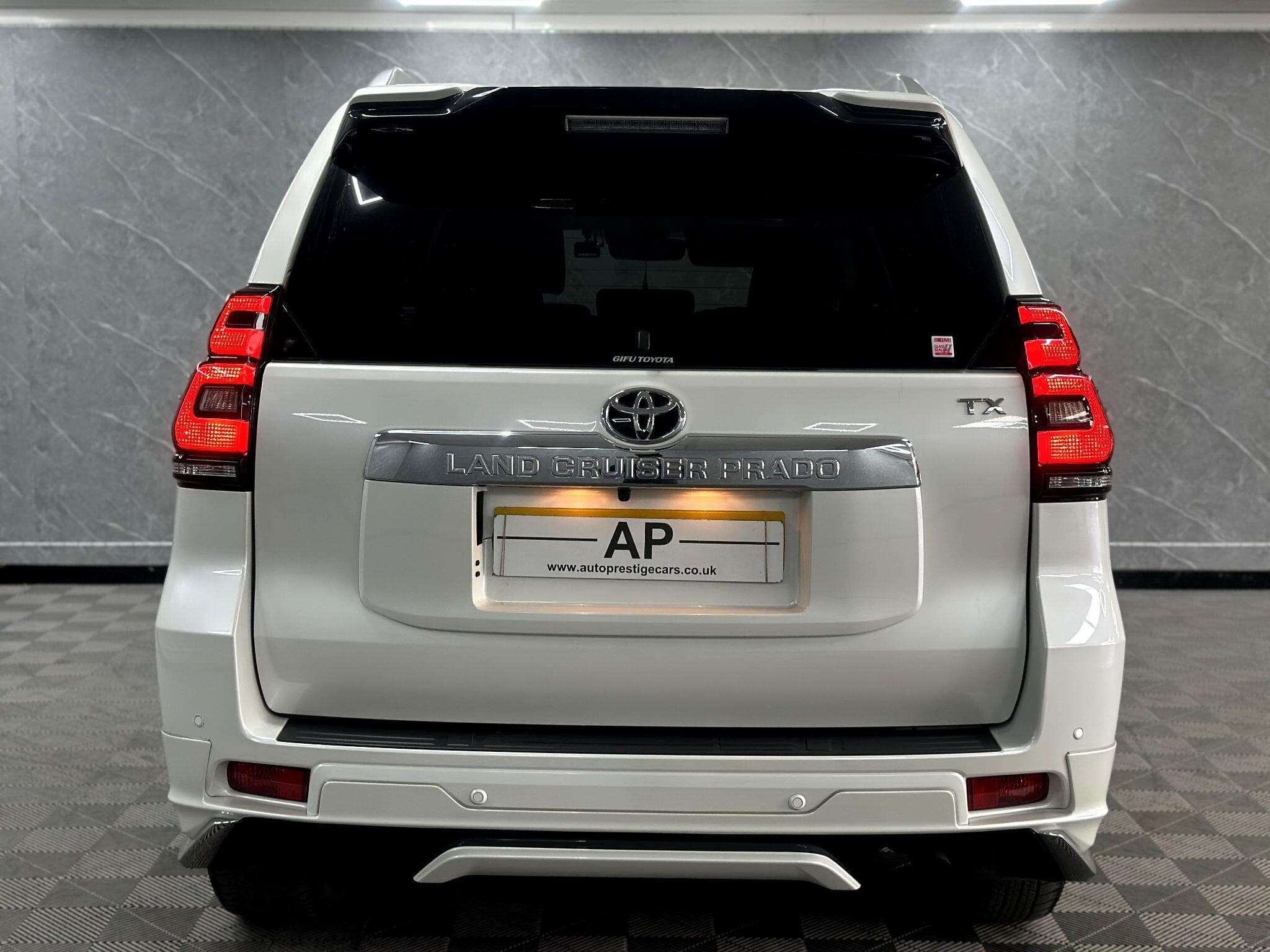 2022 Toyota Land Cruiser - Thumbnail 20