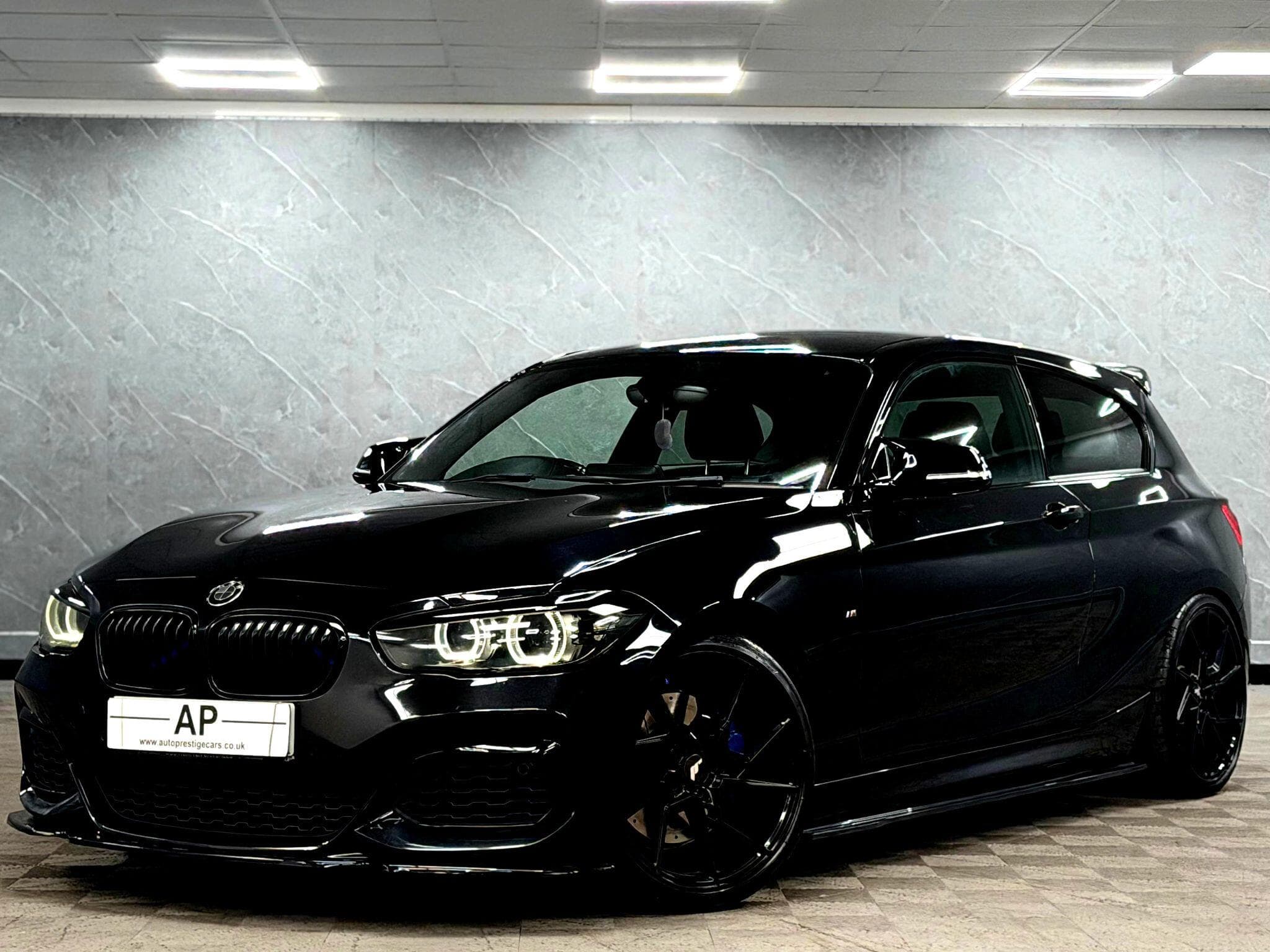 2018 BMW 1 Series - Image 1