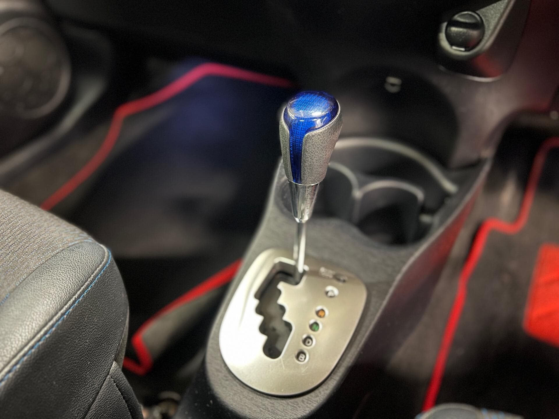 2014 Toyota Yaris - Thumbnail 41