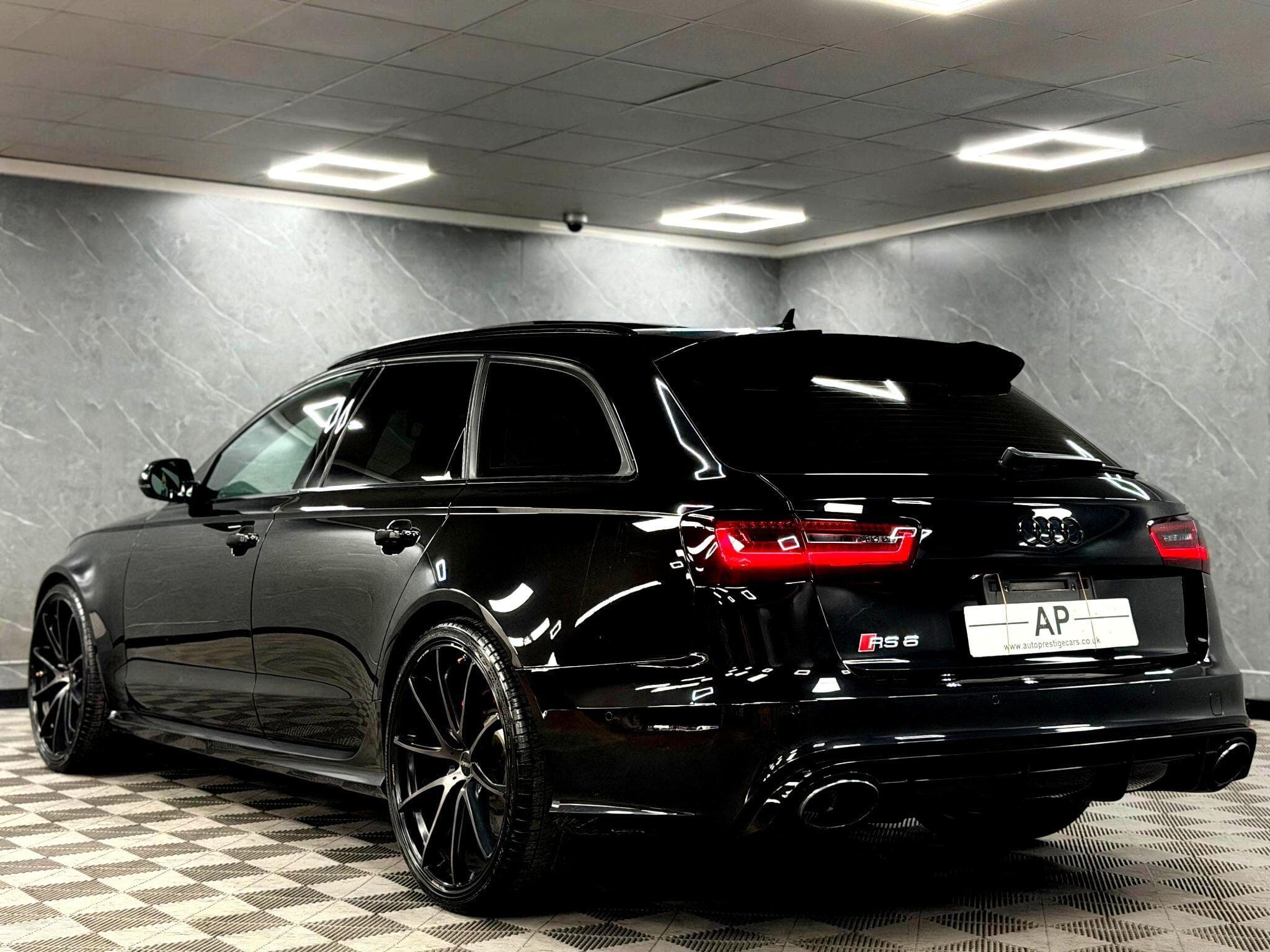 2016 Audi RS6 Avant - Thumbnail 21