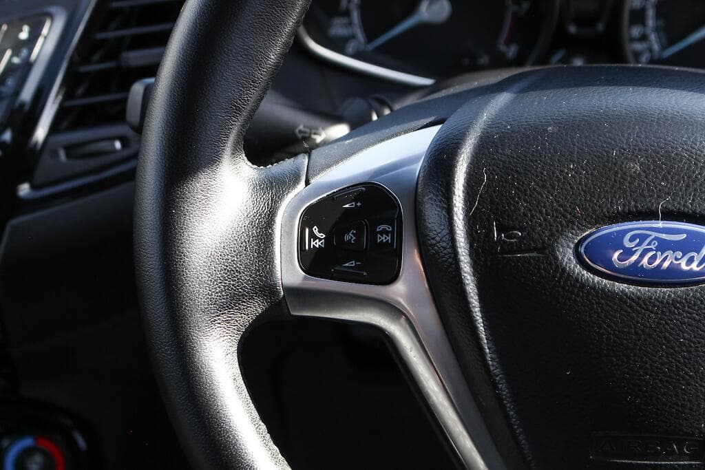 2014 Ford Fiesta - Thumbnail 24