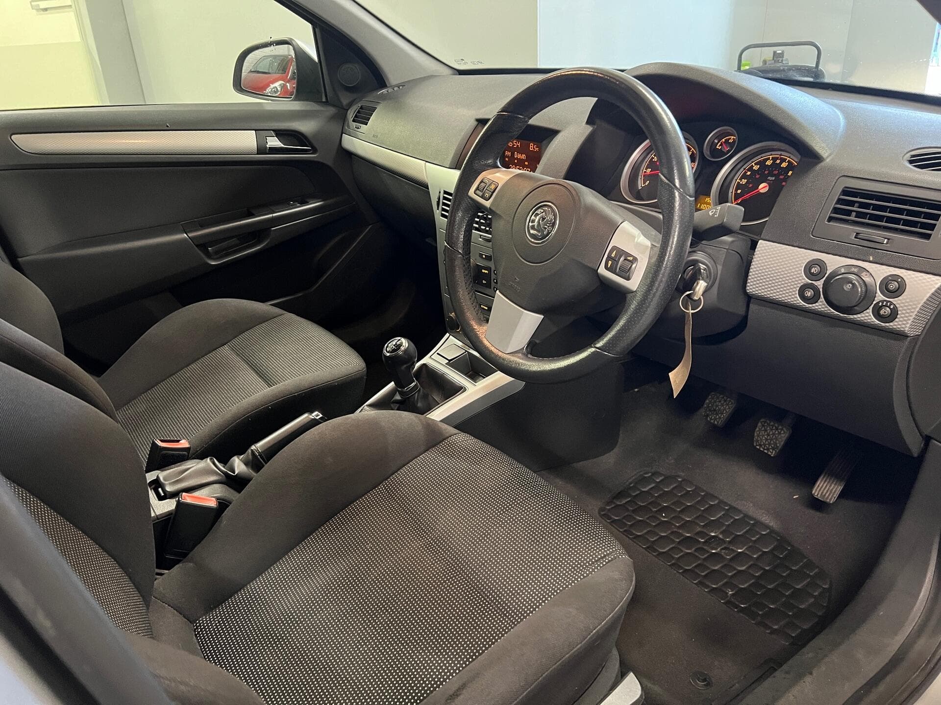 2009 Vauxhall Astra - Thumbnail 17