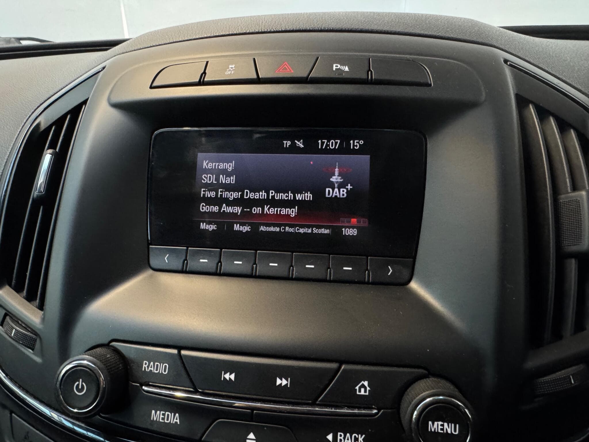 2015 Vauxhall Insignia - Thumbnail 13