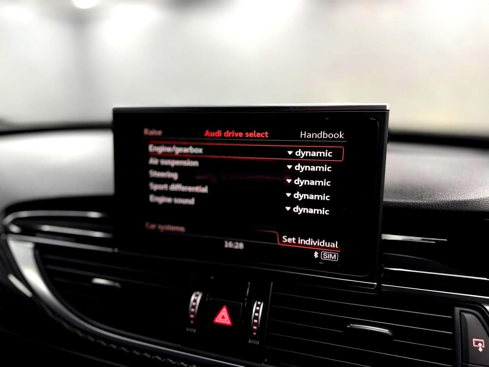 2016 Audi RS6 Avant - Thumbnail 47