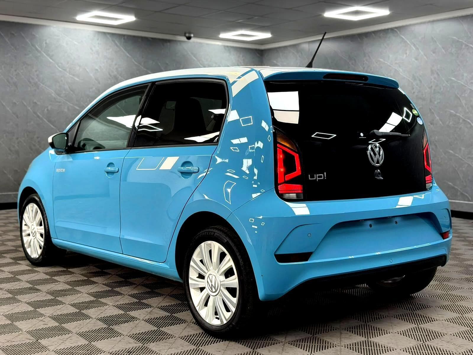 2019 Volkswagen up! - Thumbnail 16