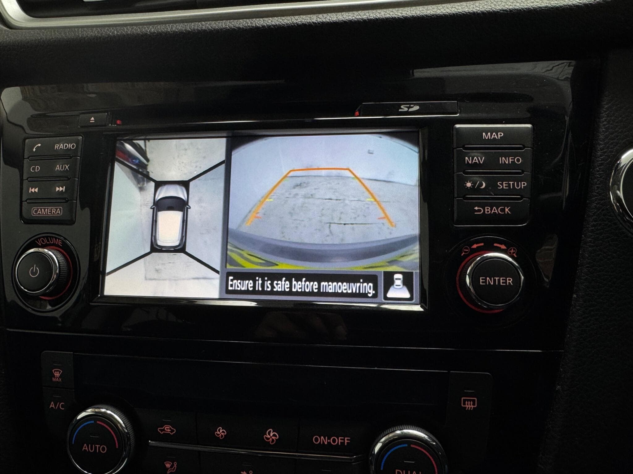 2016 Nissan Qashqai - Thumbnail 19