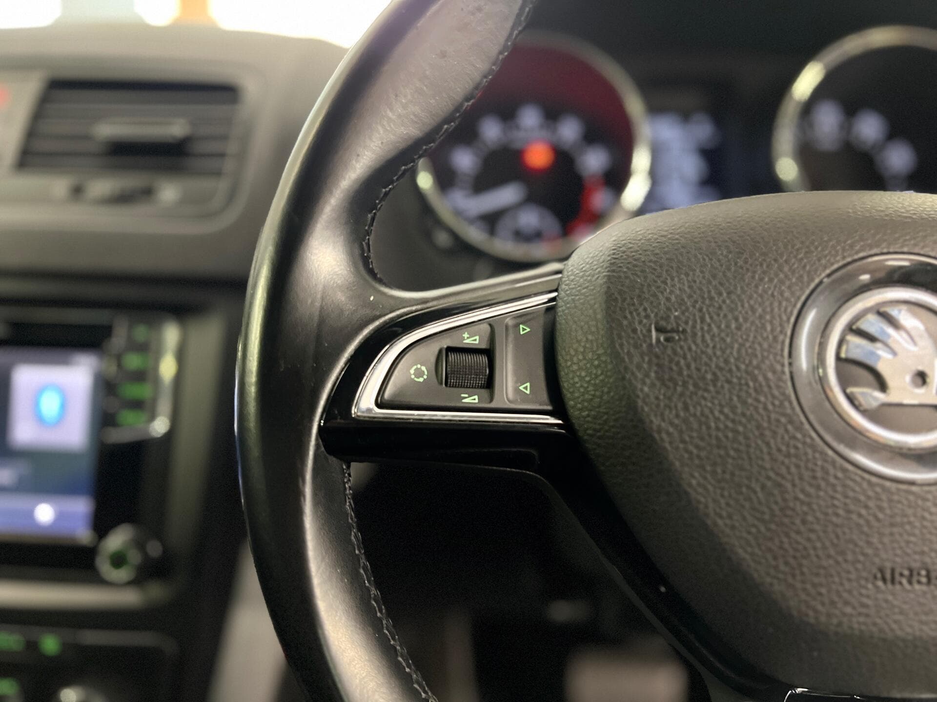 2015 Skoda Yeti - Thumbnail 30