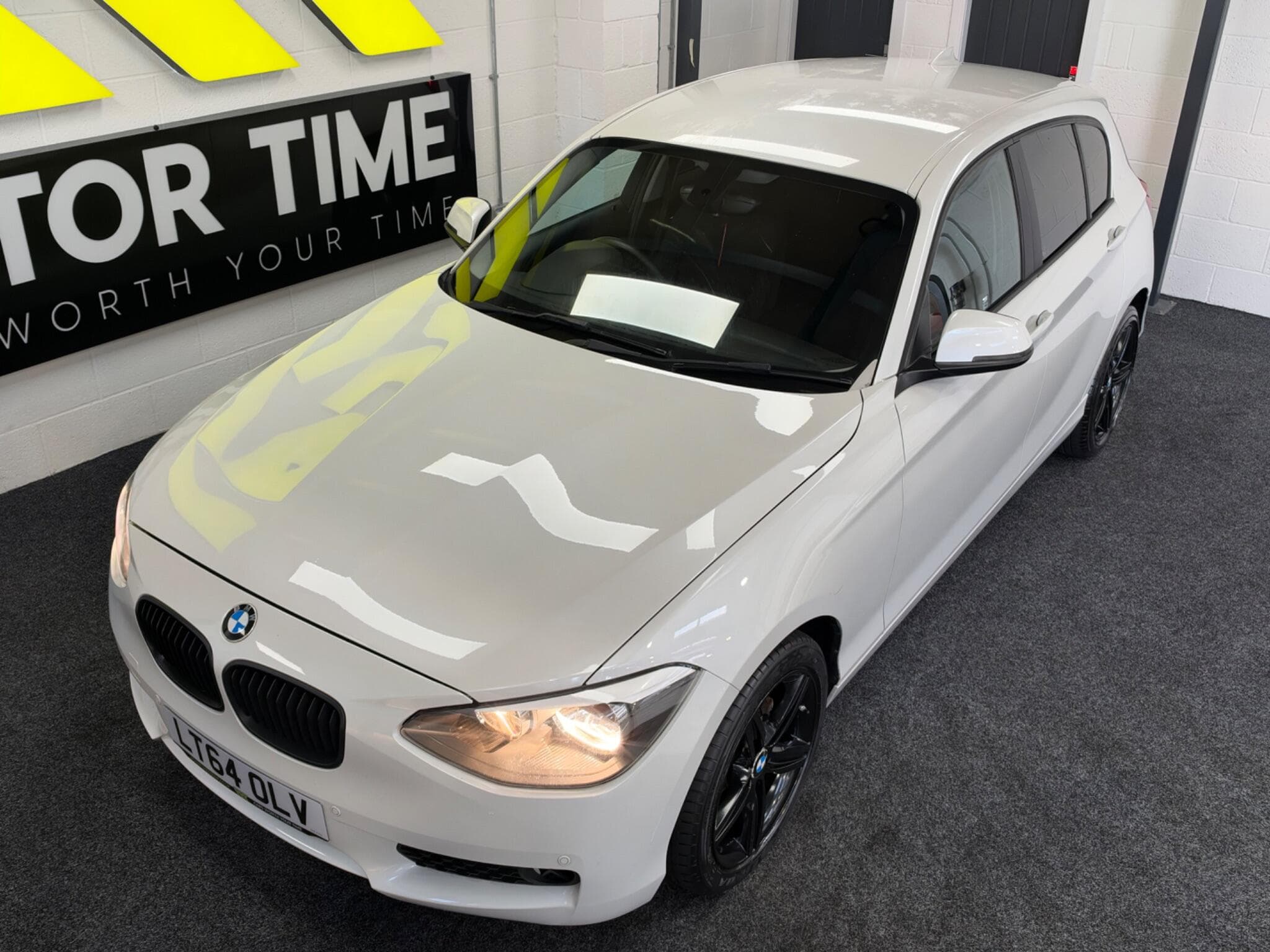2014 BMW 1 Series - Thumbnail 6
