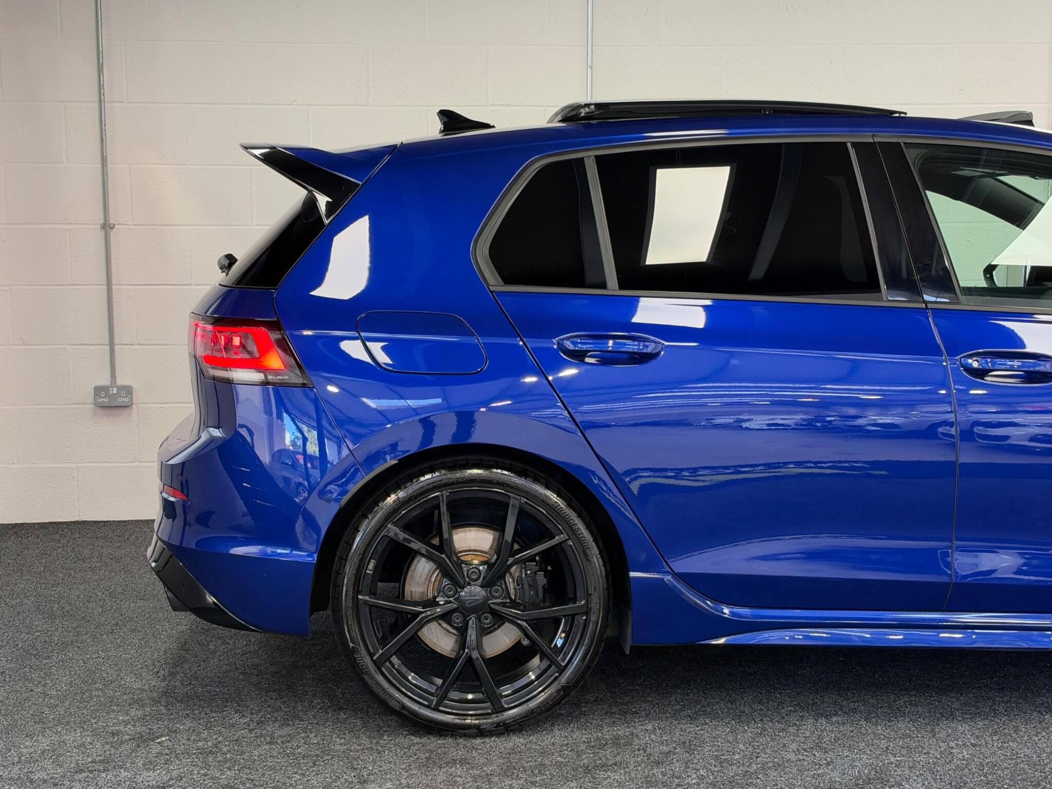 2026 Volkswagen Golf - Thumbnail 36