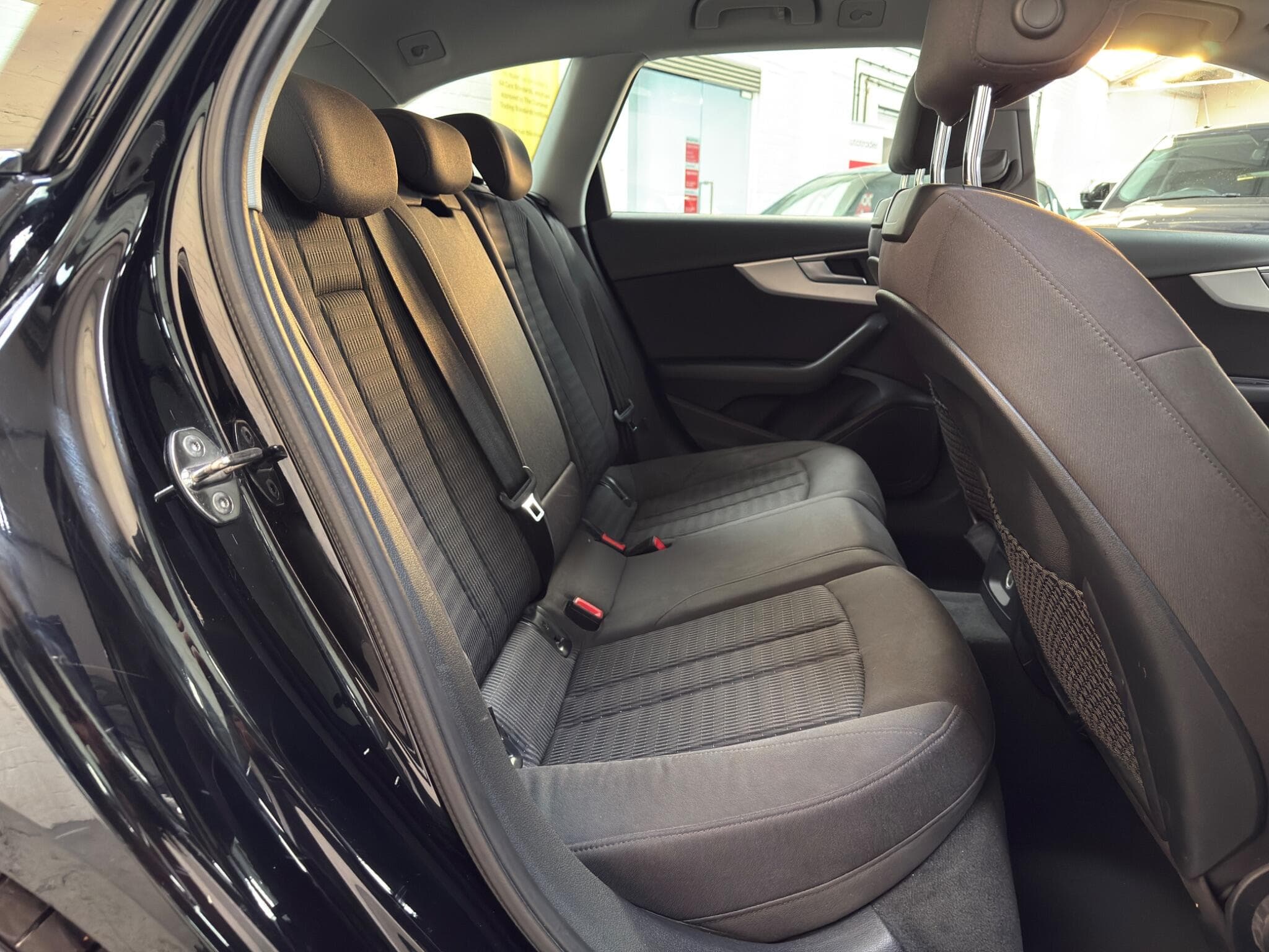 2016 Audi A4 Avant - Thumbnail 12