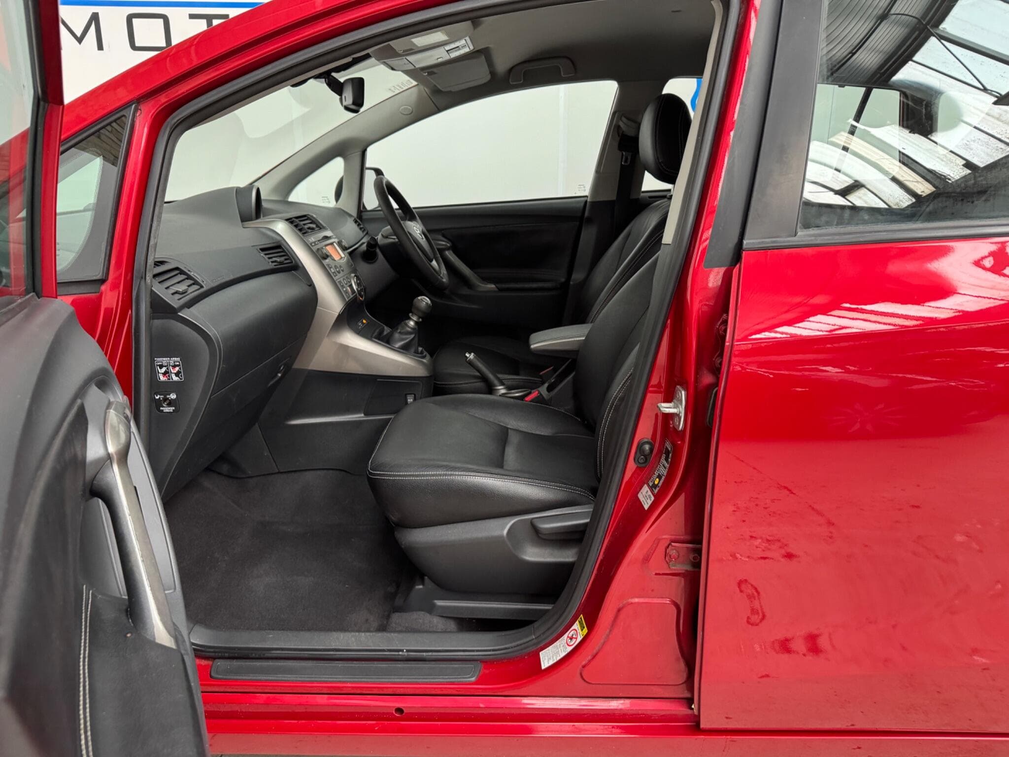 2010 Toyota Verso - Thumbnail 9