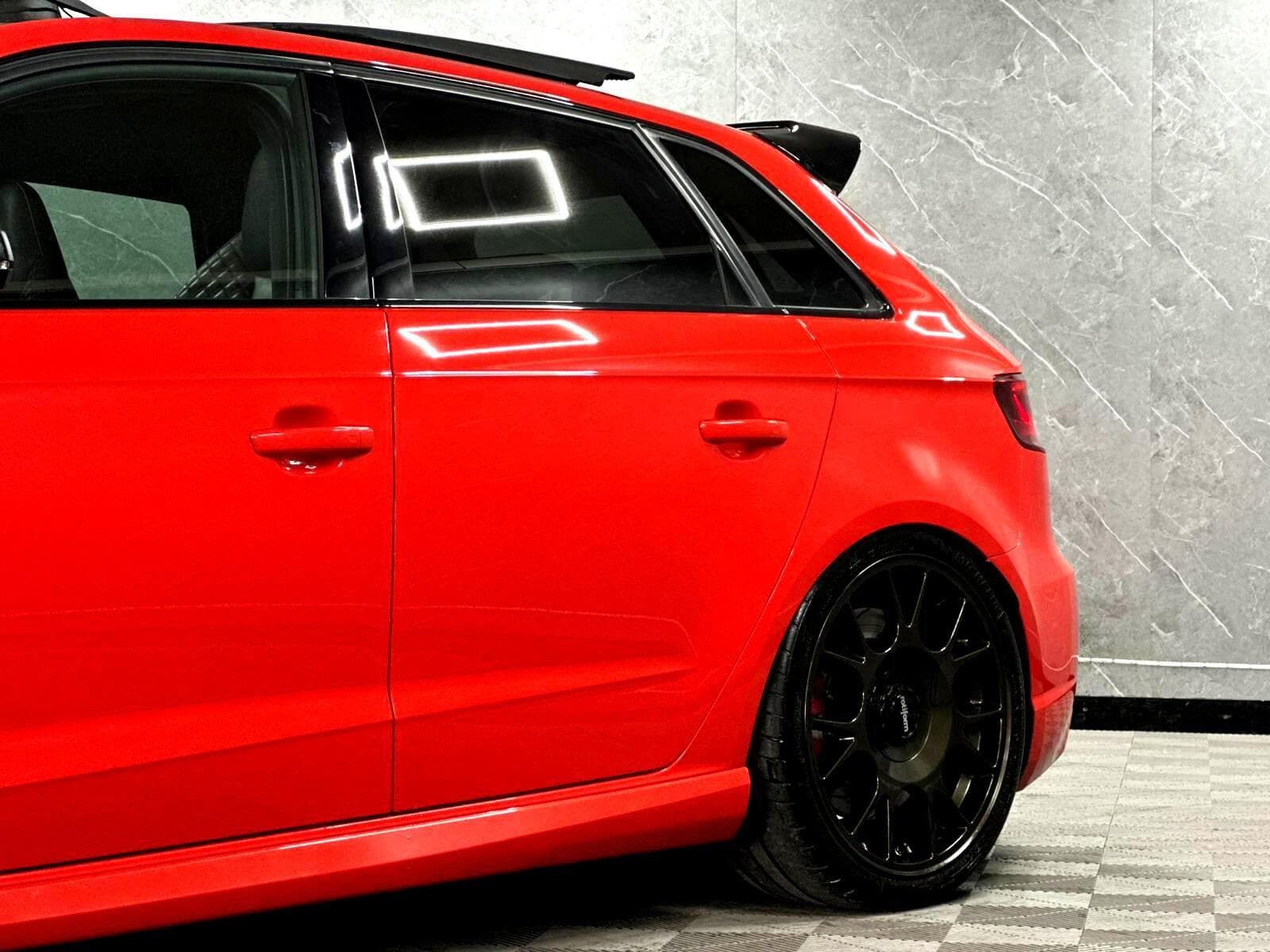 2016 Audi RS3 - Thumbnail 18