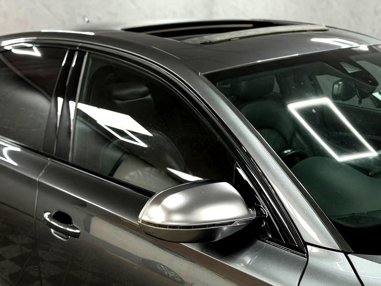 2015 Audi S8 - Thumbnail 38