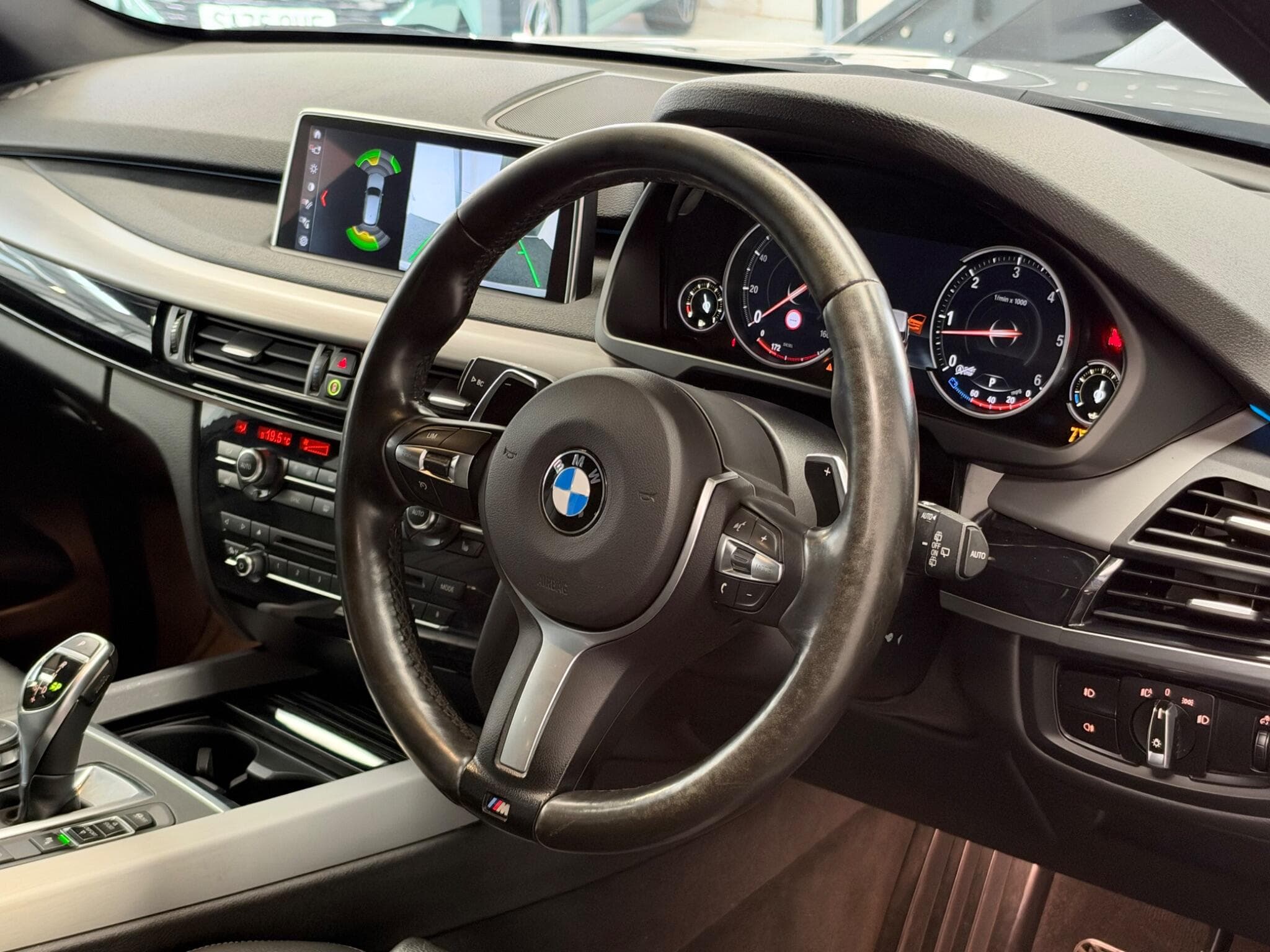 2017 BMW X5 - Thumbnail 45