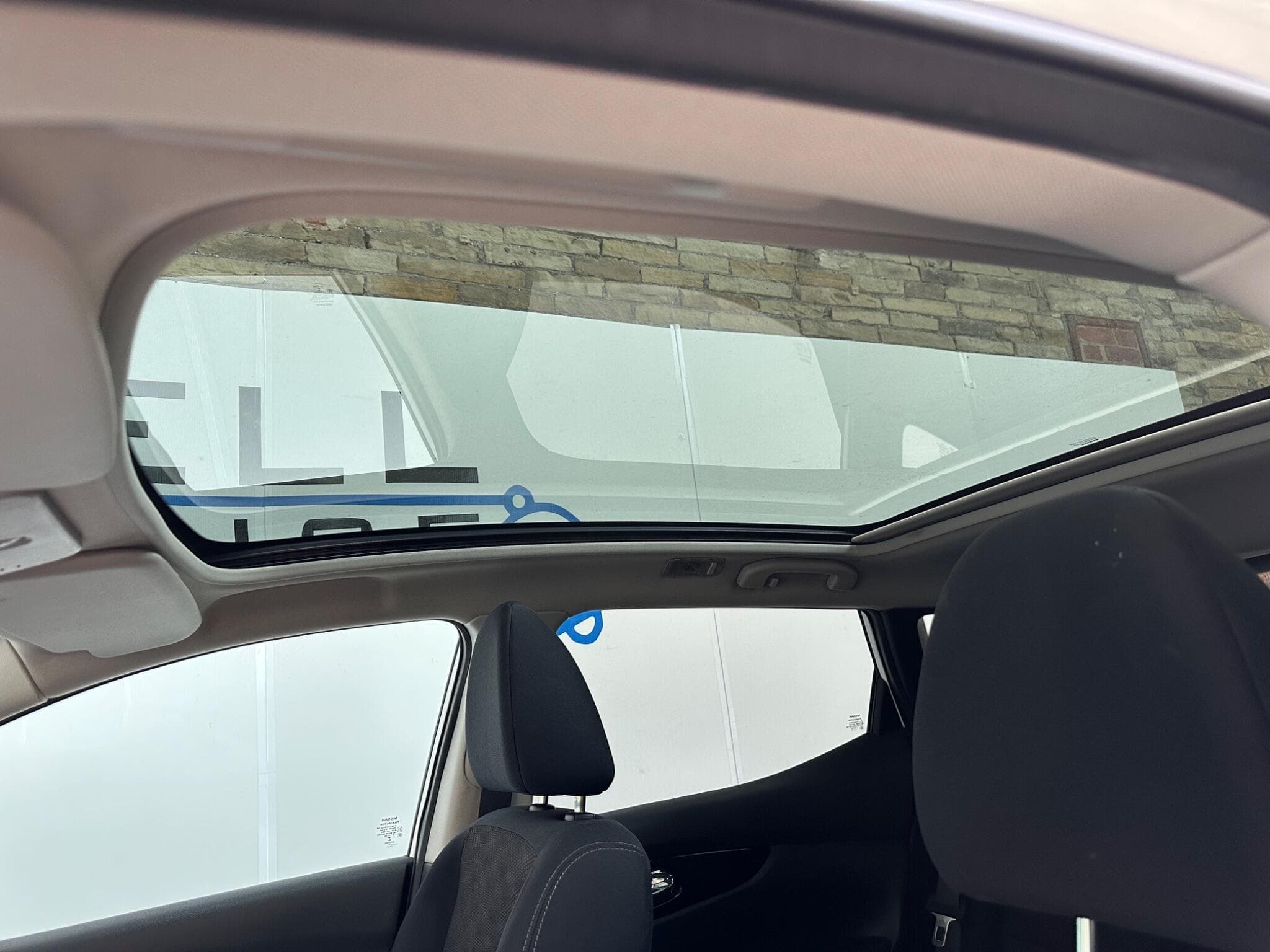 2014 Nissan Qashqai - Thumbnail 11