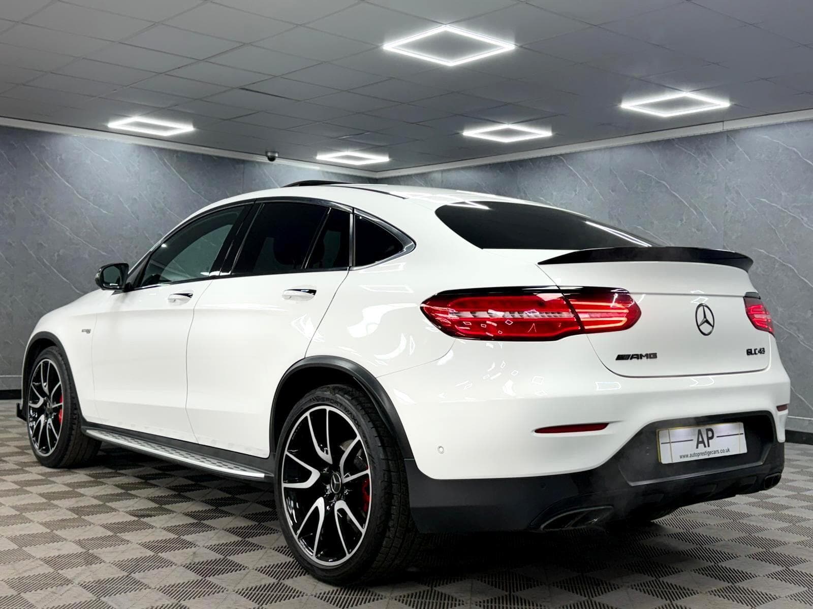 2018 Mercedes-Benz GLC - Thumbnail 21