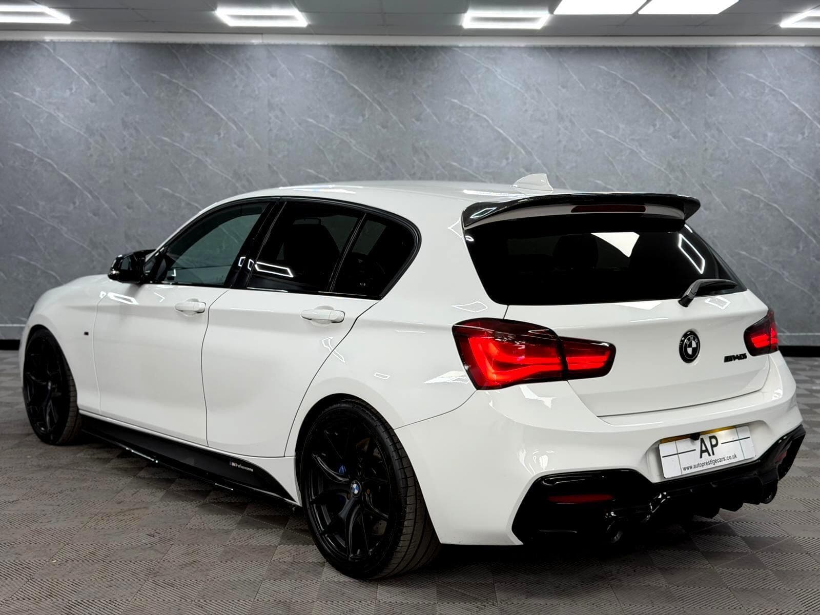 2018 BMW 1 Series - Thumbnail 20