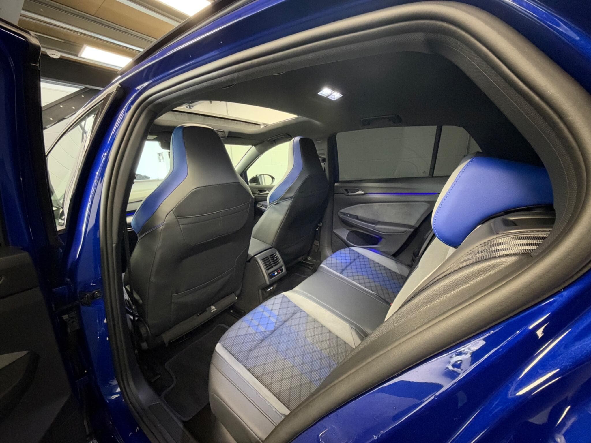 2026 Volkswagen Golf - Thumbnail 22