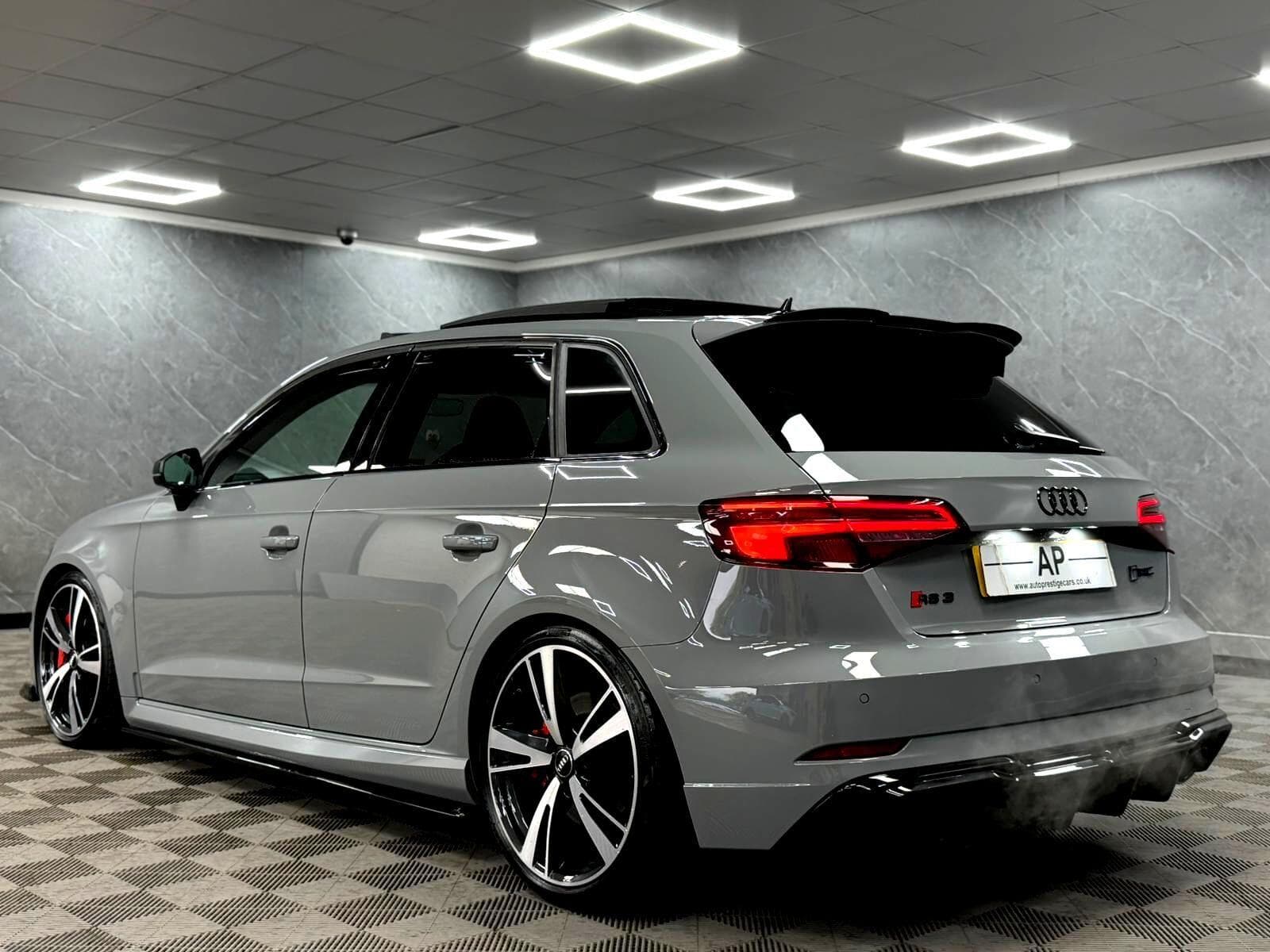 2020 Audi RS3 - Thumbnail 28