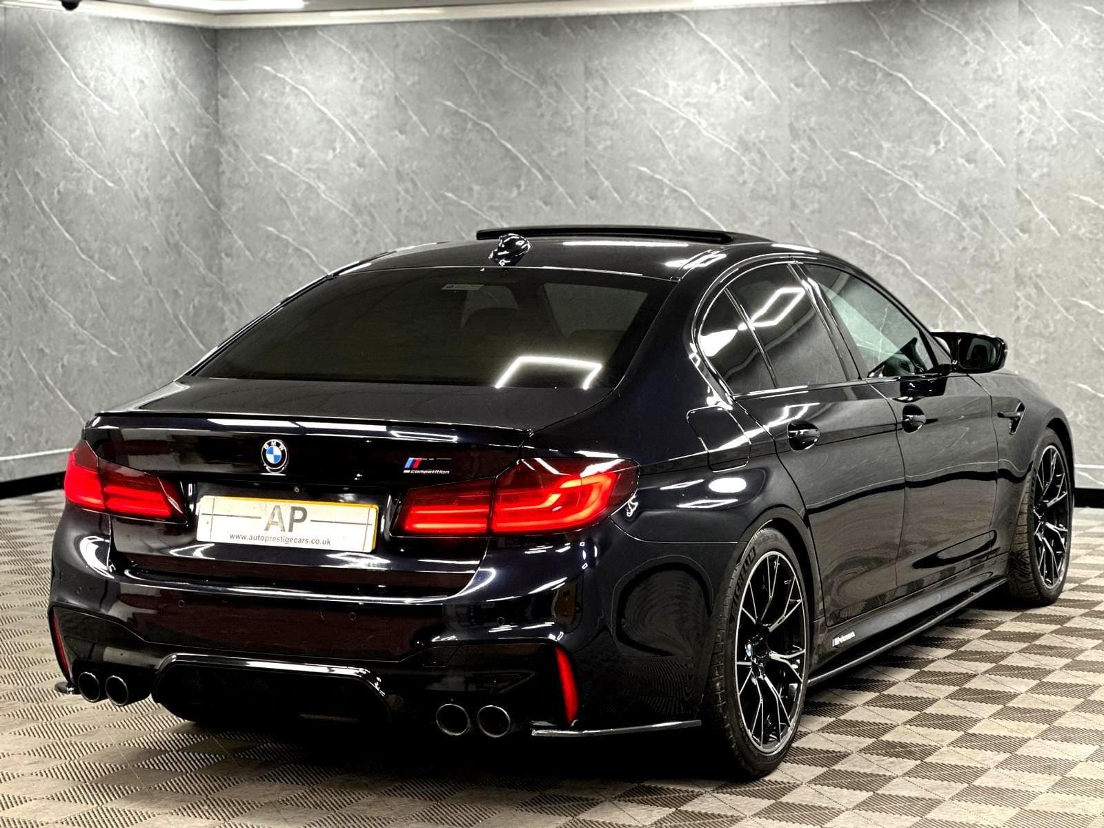 2019 BMW M5 - Thumbnail 37
