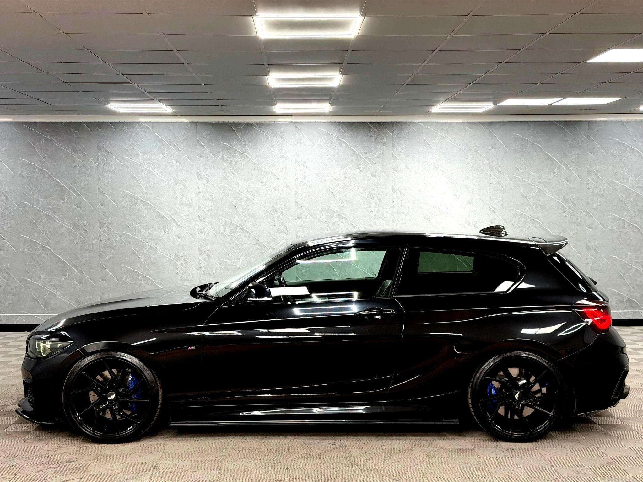 2018 BMW 1 Series - Thumbnail 16