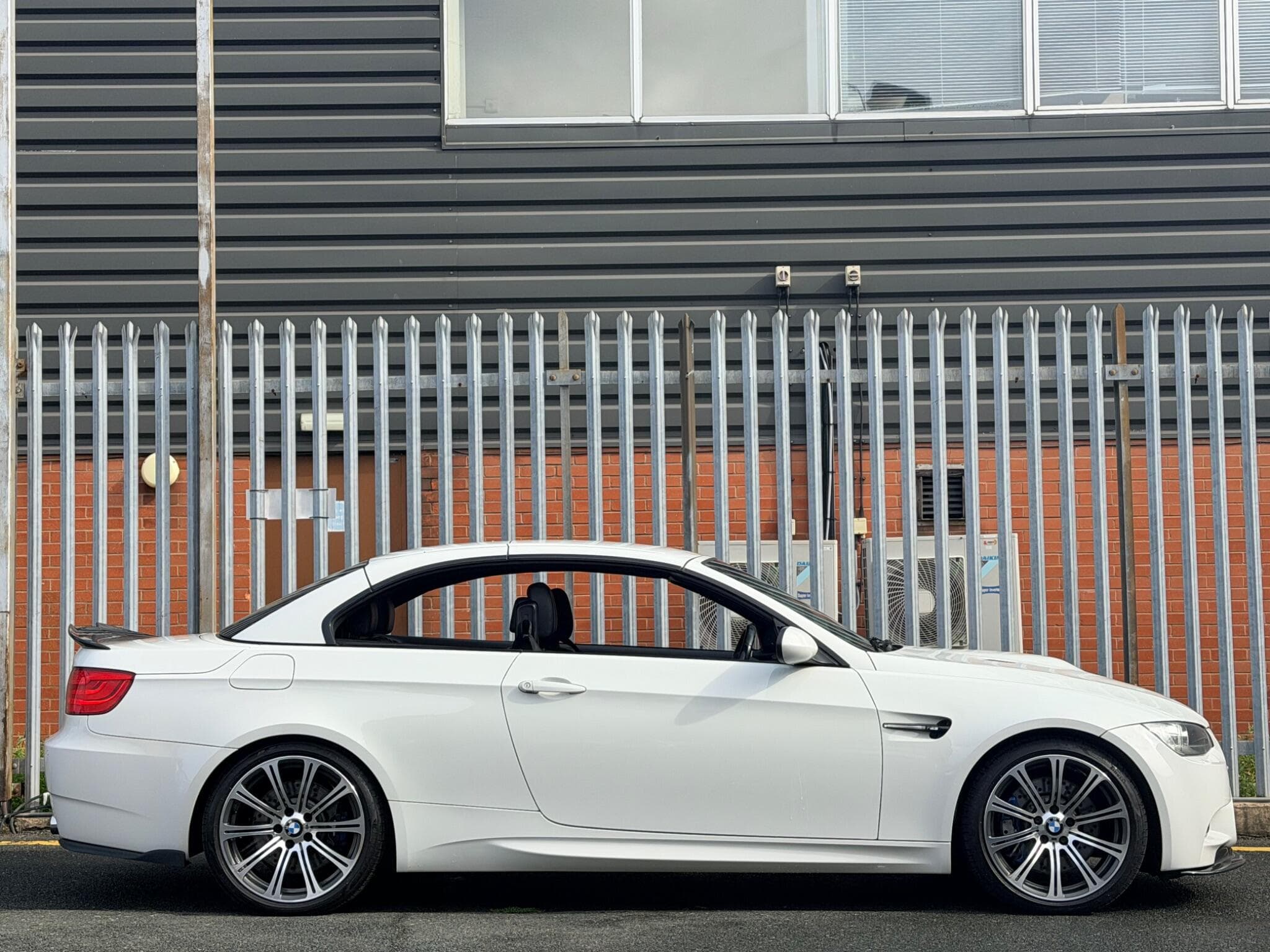 2012 BMW M3 - Thumbnail 2