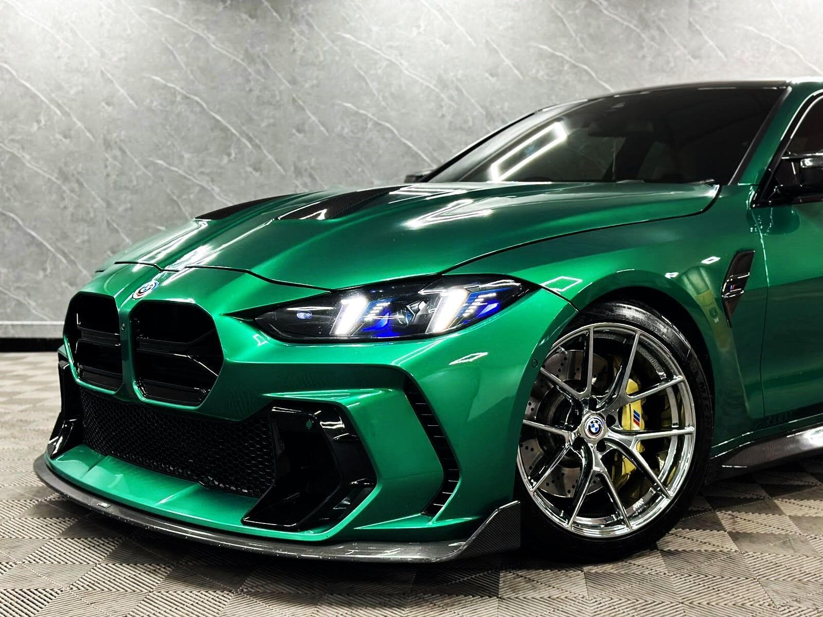 2023 BMW M4 - Thumbnail 10