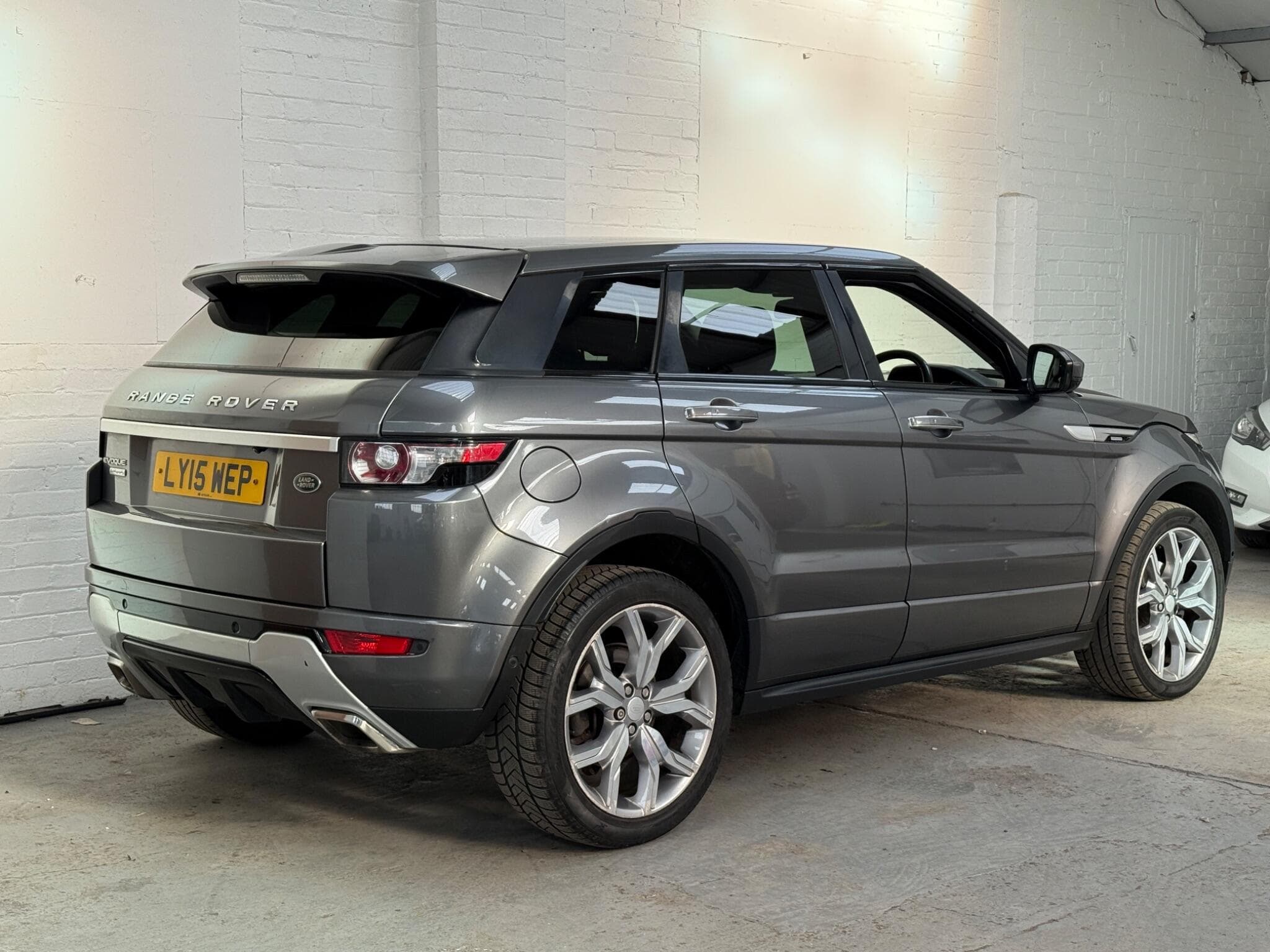 2015 Land Rover Range Rover Evoque - Thumbnail 12