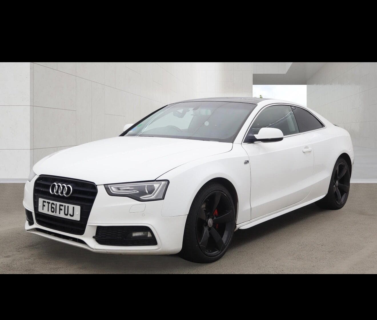 2011 Audi A5 - Thumbnail 2
