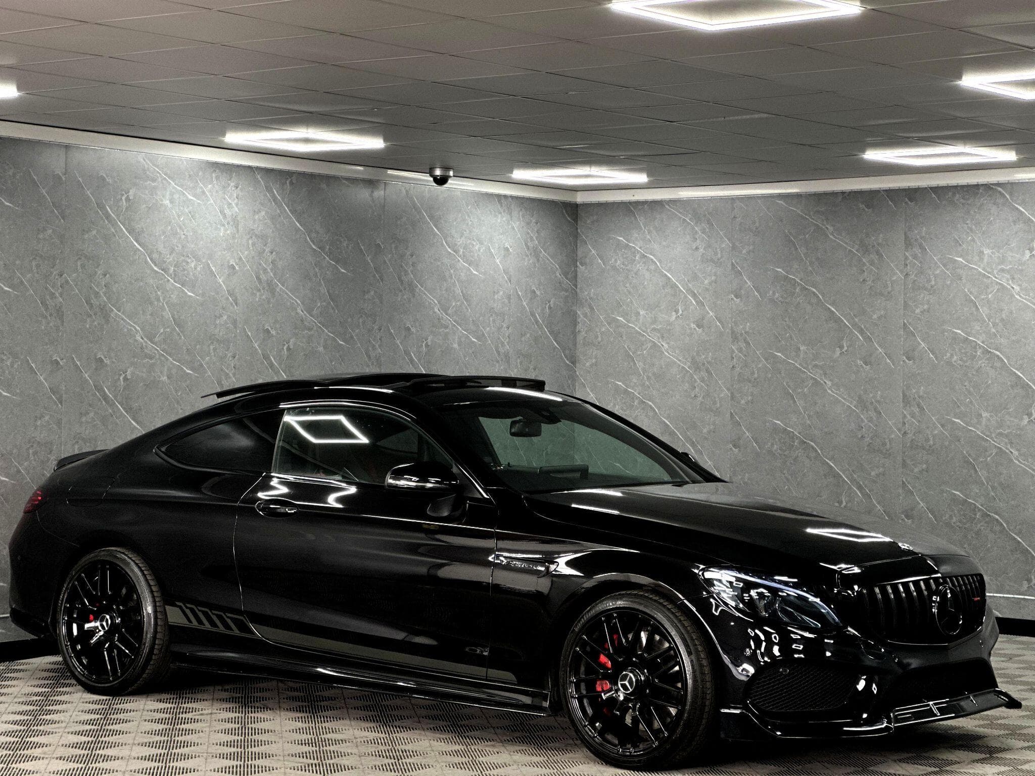 2017 Mercedes-Benz C Class - Thumbnail 4