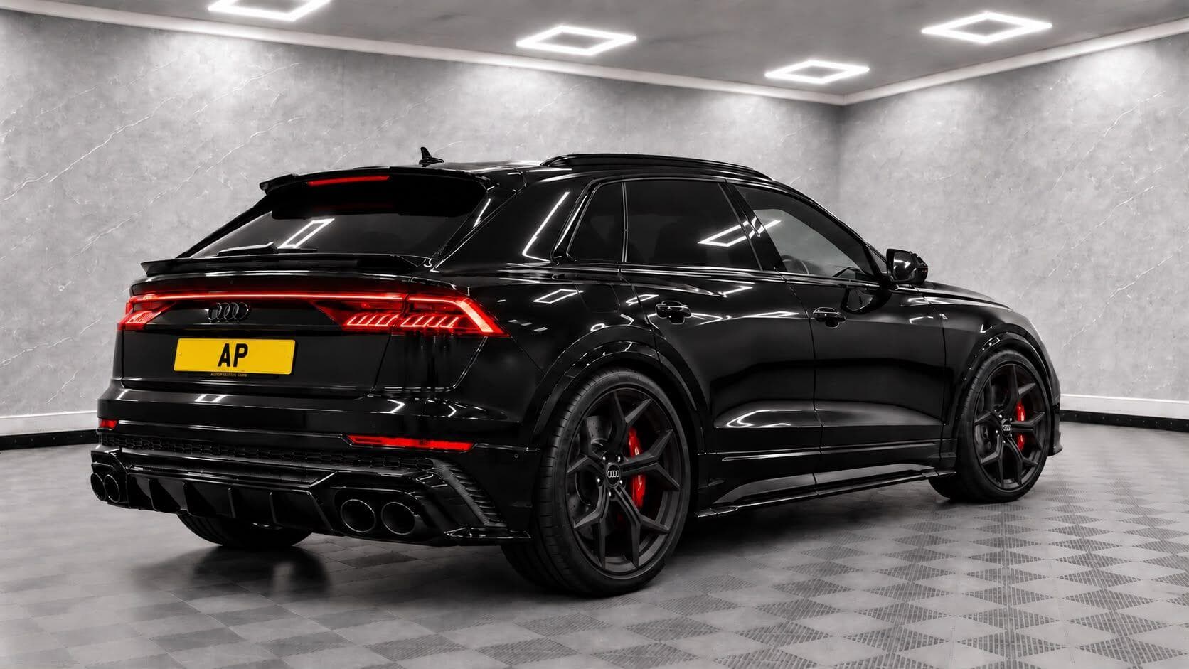 2019 Audi SQ8 - Thumbnail 3