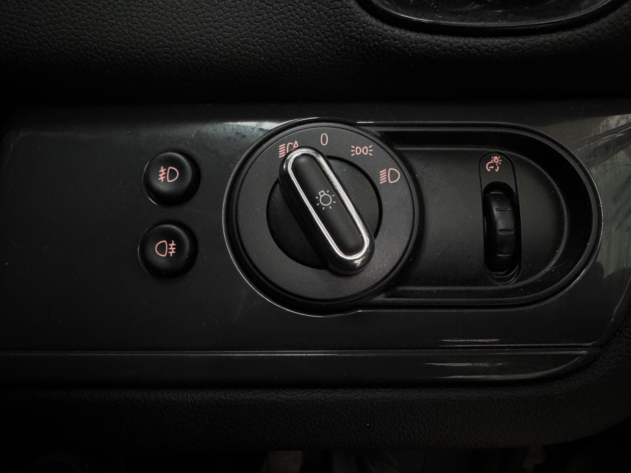 2018 MINI Countryman - Thumbnail 24