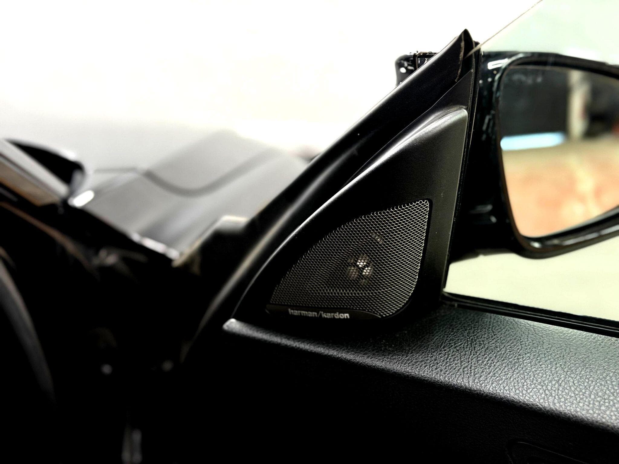2018 BMW 1 Series - Thumbnail 33