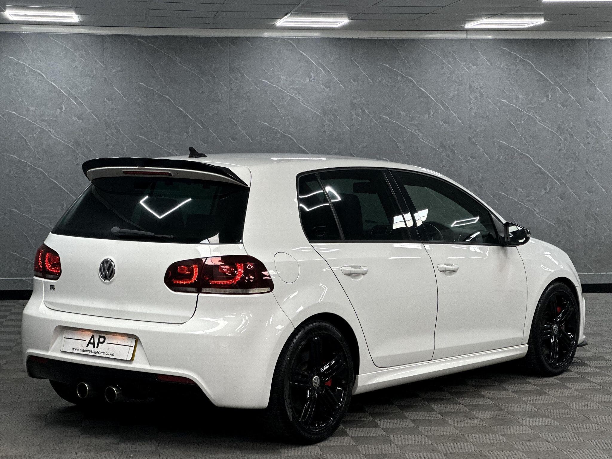 2011 Volkswagen Golf - Thumbnail 14