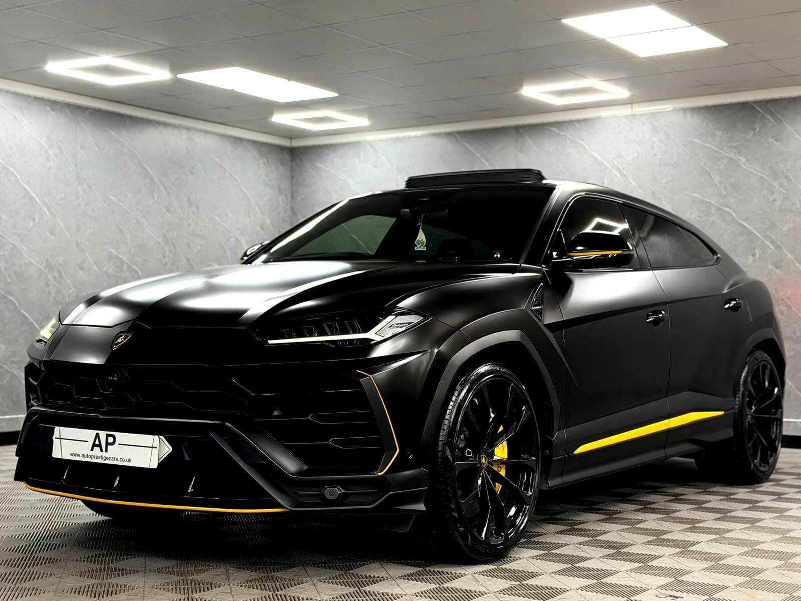 2022 Lamborghini Urus - Thumbnail 26