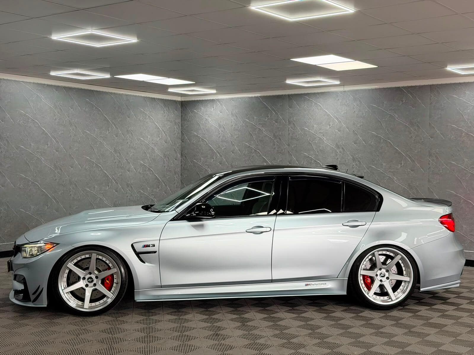 2016 BMW M3 - Thumbnail 16